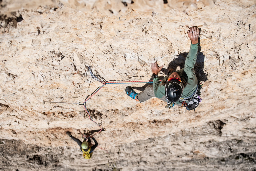 Simon Gietl and Andrea Oberbacher climbing on Can you hear me. Photo: StorytellerLabs/ Salewa